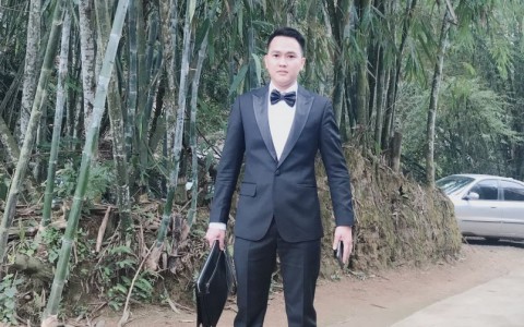 Mê mẩn nhan sắc đời thường của diễn viên Phạm Tiến Chung
